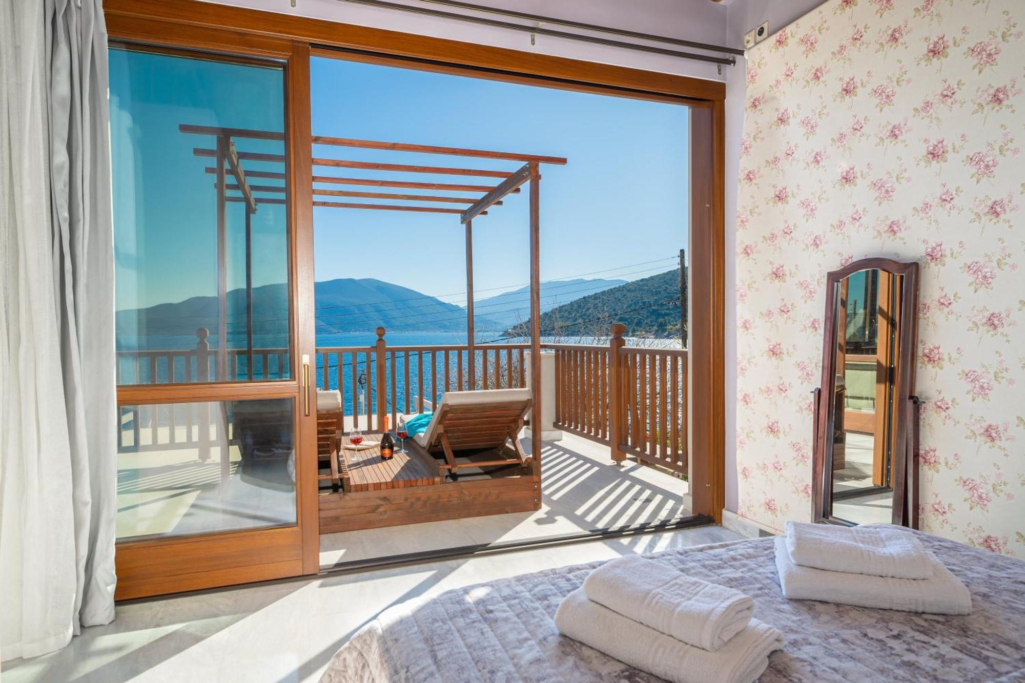 Sea Rock Apartment Agia Efimia Exterior foto
